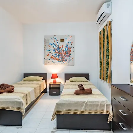 Getawaysmalta - Fleur 3-bedroom In Sliema